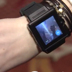 Hello Dick Tracy: Glide Video Messaging Smartwatch Tech